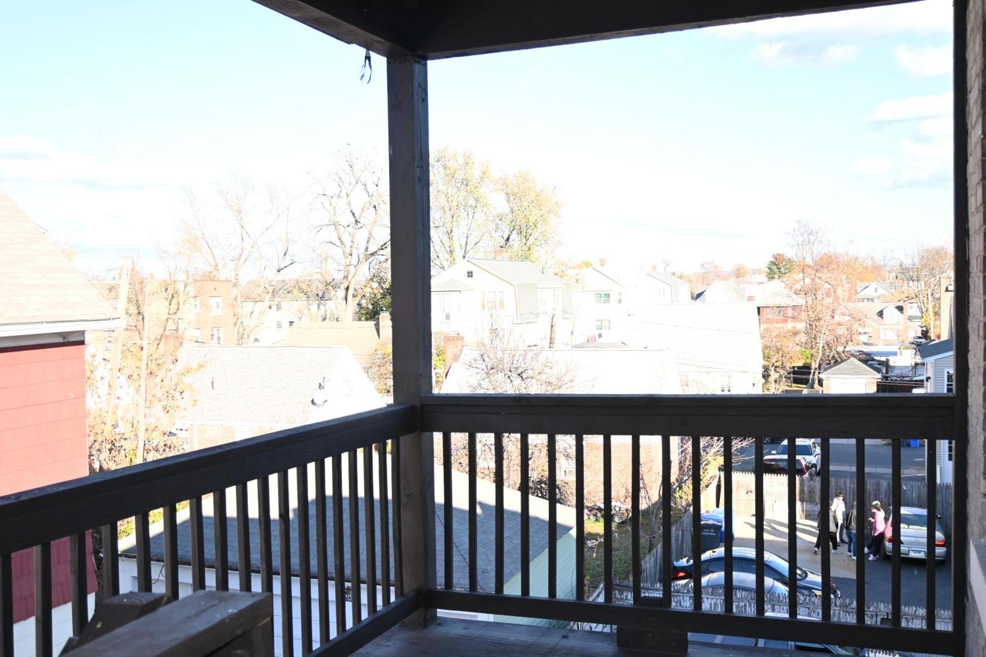 Downtown 2br Family Pet Friendly *