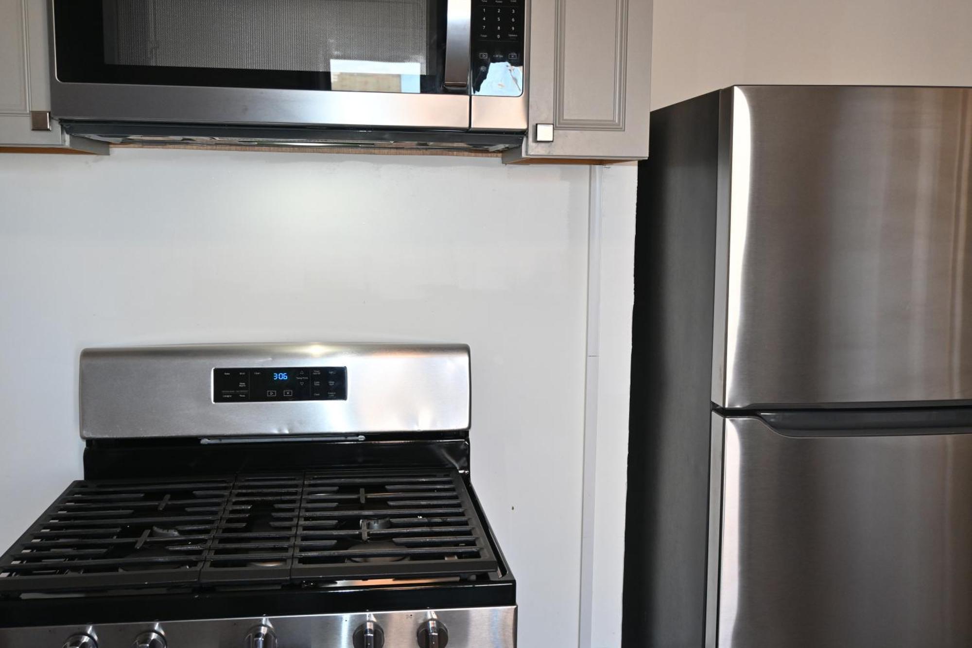 Downtown 2br Family Pet Friendly Hartford