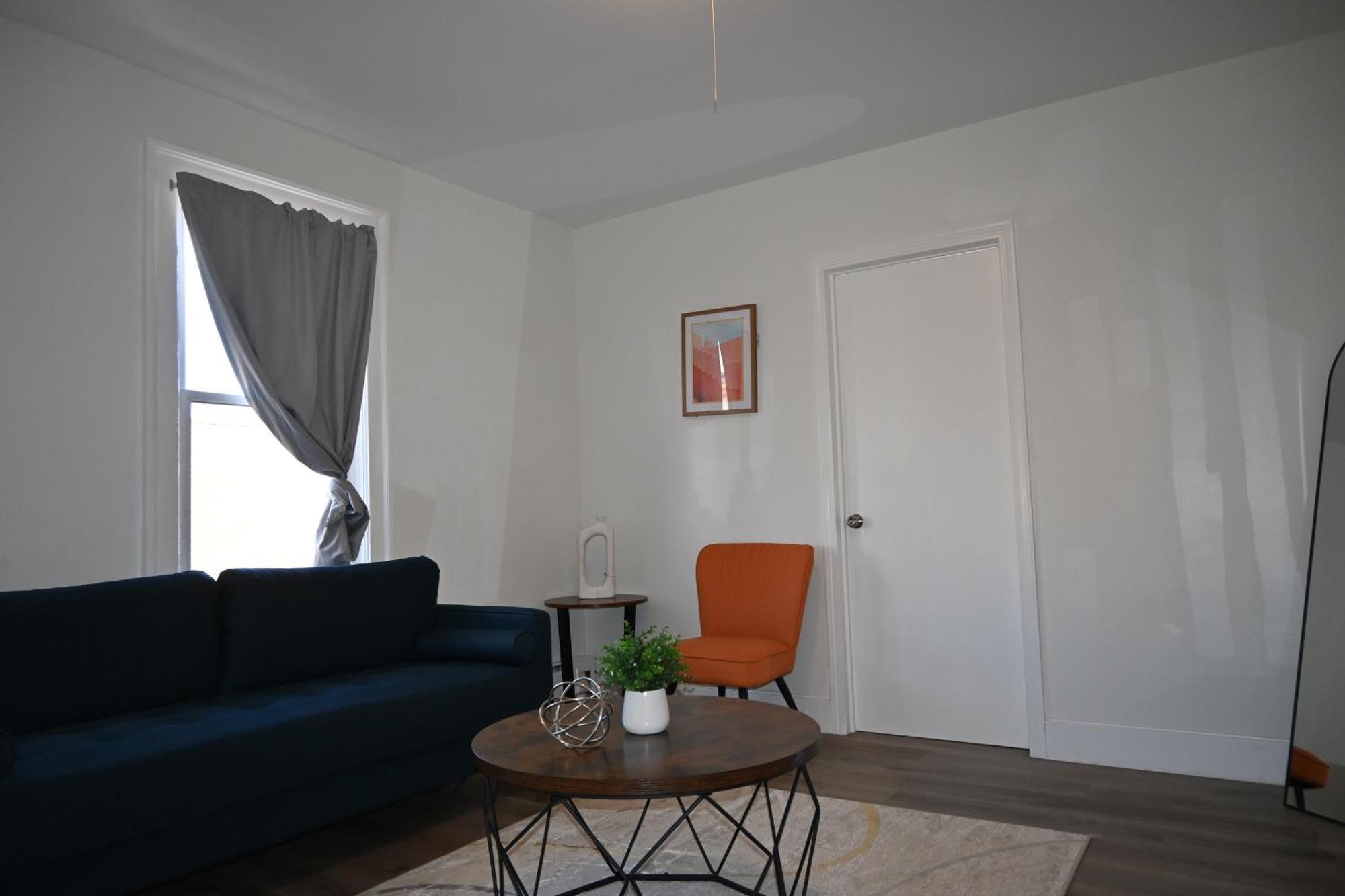 Downtown 2br Family Pet Friendly